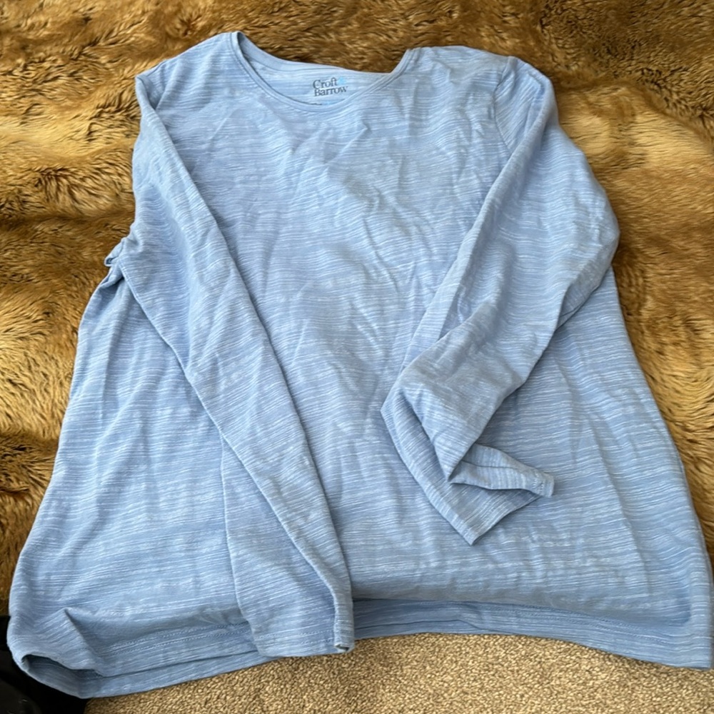 Long sleeved t-shirt